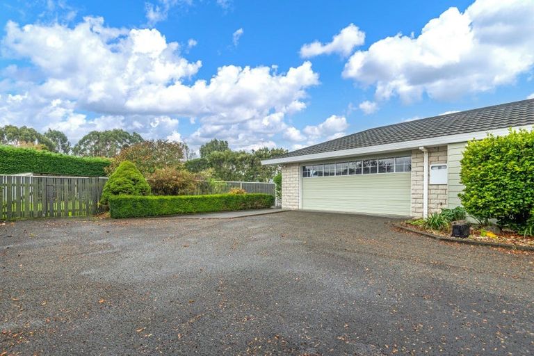 Photo of property in 130 Parewanui Road, Bulls, 4894
