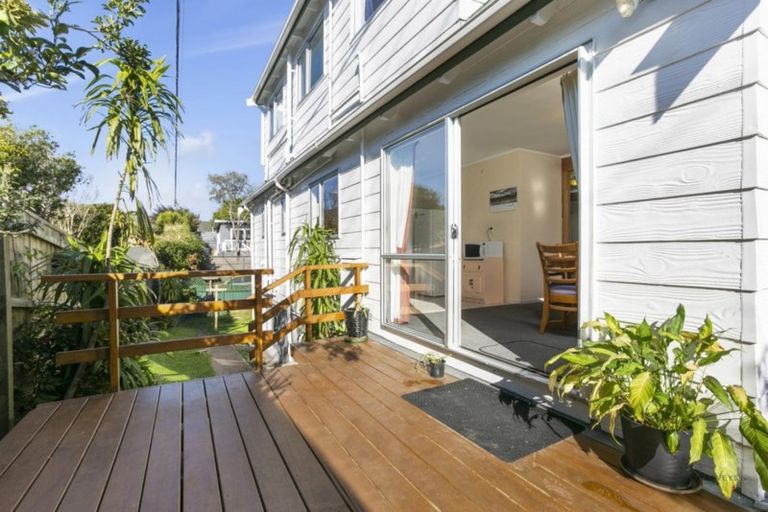 Photo of property in 1/83 Mcleod Road, Te Atatu South, Auckland, 0610