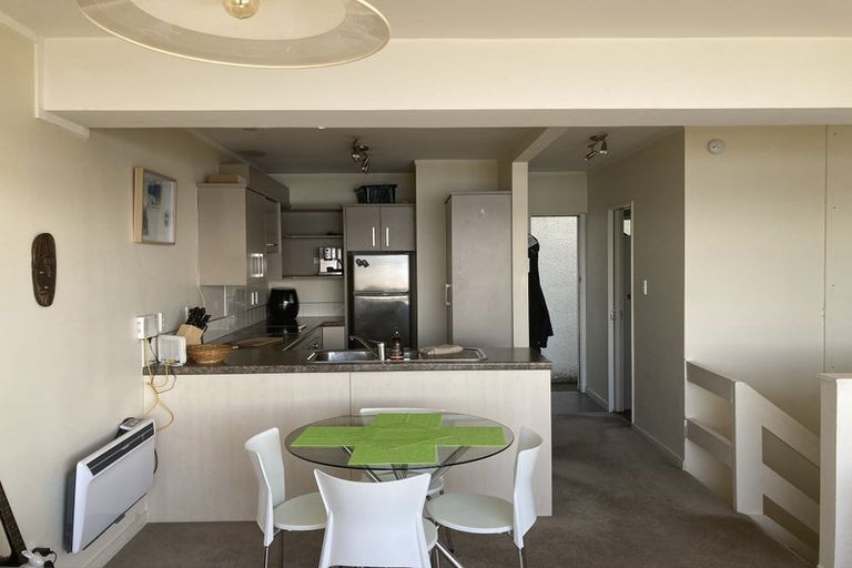 Photo of property in 12 Anne Street, Wadestown, Wellington, 6012