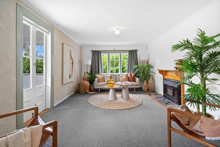 Photo of property in 32 Russell Road, Kensington, Whangarei, 0112