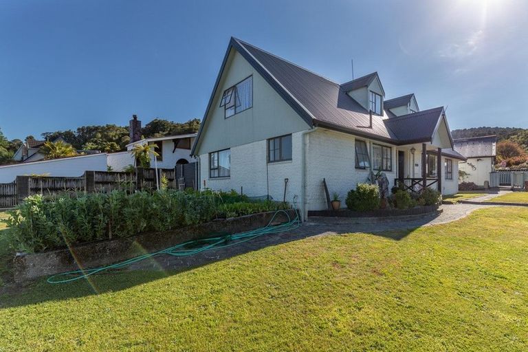 Photo of property in 2 Coates Street, Greymouth, 7805