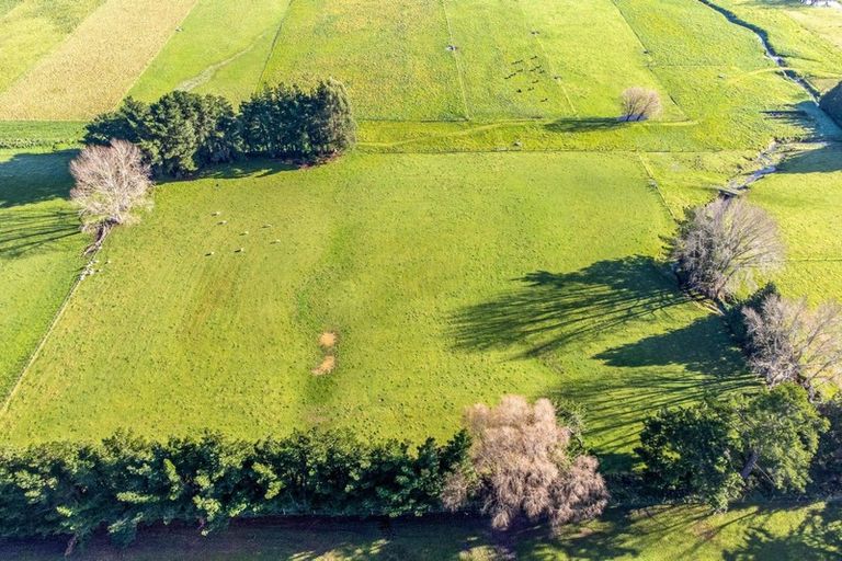 Photo of property in 289 Dalefield Road, Dalefield, Carterton, 5791