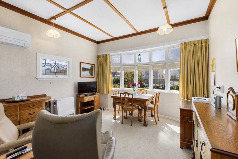 Photo of property in 1 Stellin Street, Boulcott, Lower Hutt, 5011