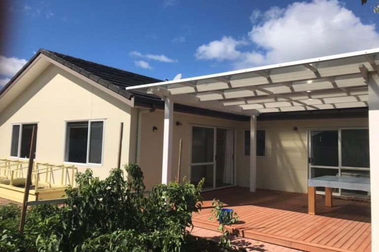 Photo of property in 662a Te Atatu Road, Te Atatu Peninsula, Auckland, 0610