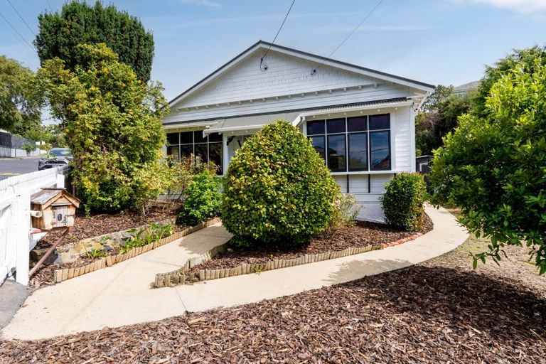 Photo of property in 104 Neidpath Road, Mornington, Dunedin, 9011