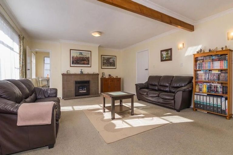 Photo of property in 6 Hildreth Street, Trentham, Upper Hutt, 5018
