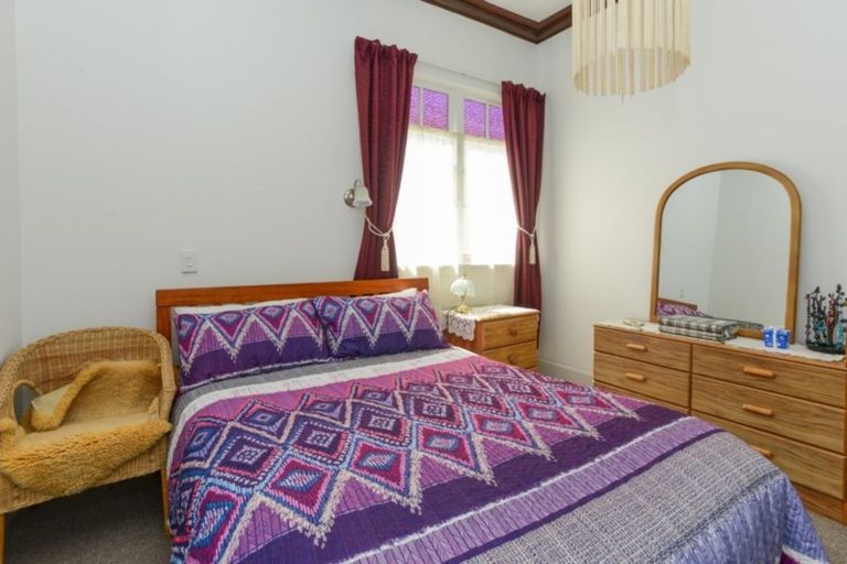 Photo of property in 4 Vigor Brown Street, Napier South, Napier, 4110