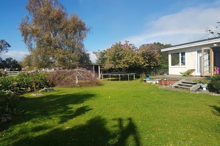 Photo of property in 9 Pohangina Road, Ashhurst, Palmerston North, 4470