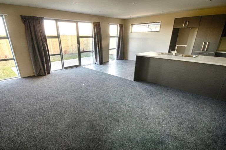 Photo of property in 10 Bouler Court, Halswell, Christchurch, 8025