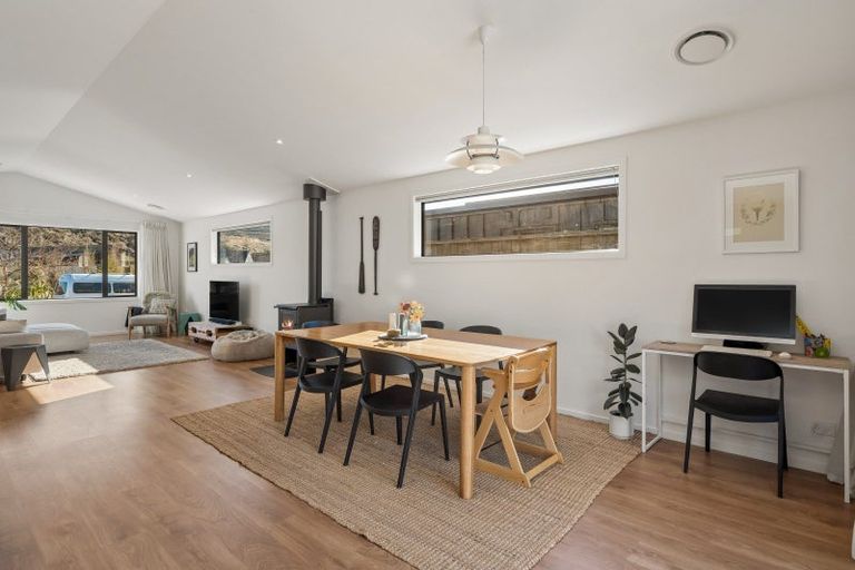 Photo of property in 39 Drysdale Road, Jacks Point, 9371