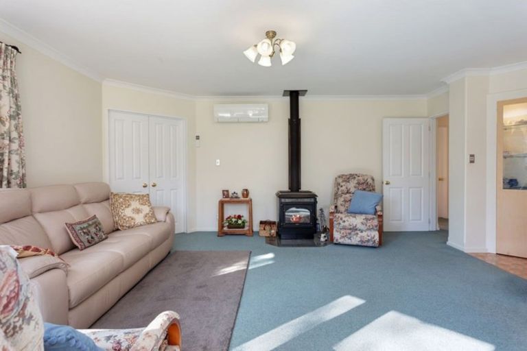 Photo of property in 1 Devonvale Lane, Amberley, 7410