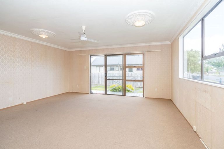 Photo of property in 22 Blomfield Street, Nawton, Hamilton, 3200