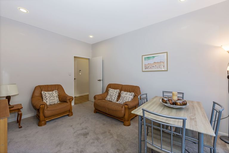 Photo of property in 59 Madison Terrace, Silverdale, 0932