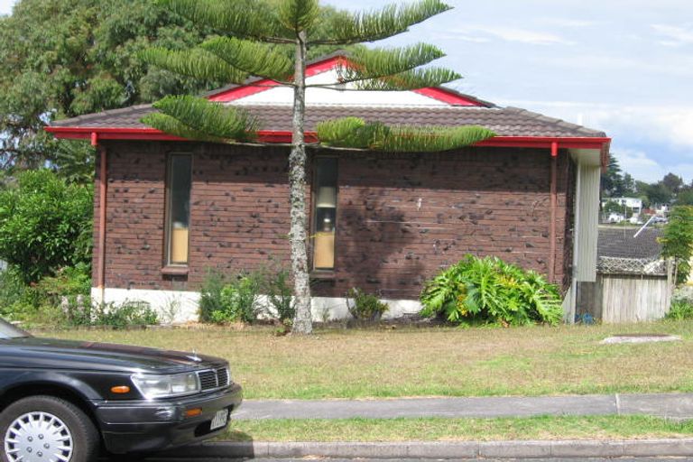 Photo of property in 143 Weatherly Road, Torbay, Auckland, 0630