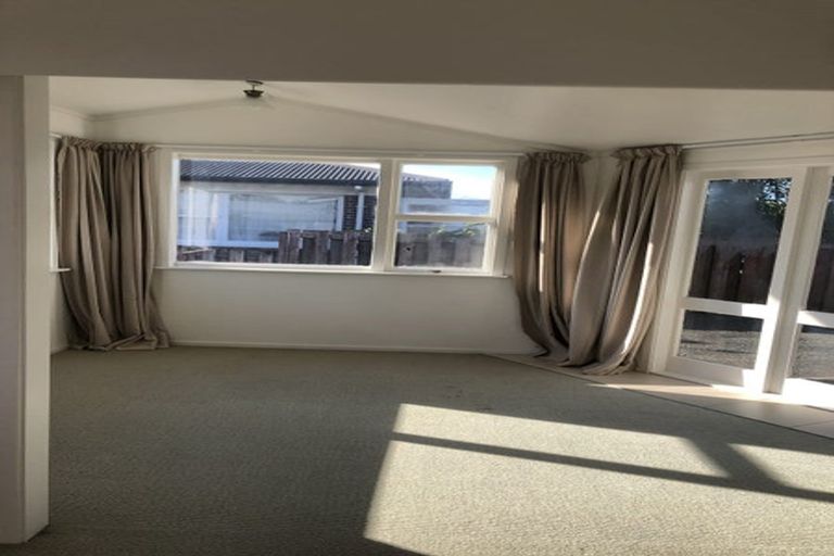 Photo of property in 19 Kingsley Street, St Andrews, Hamilton, 3200