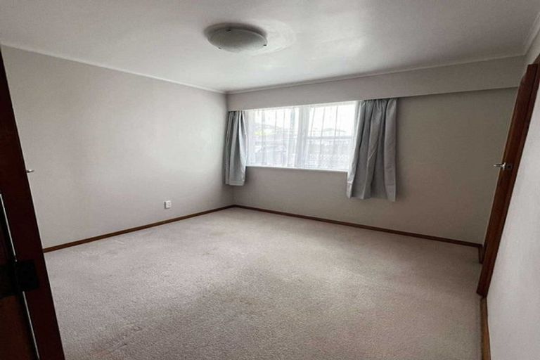 Photo of property in 13 Mclellan Street, Tawa, Wellington, 5028