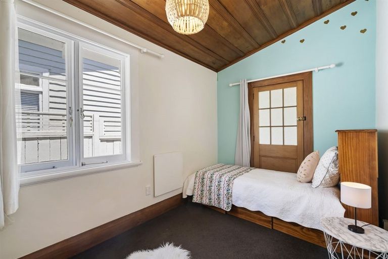 Photo of property in 1/62 Beresford Street, Bayswater, Auckland, 0622