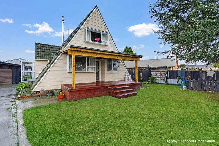 Photo of property in 170 Mcmurdo Street, Tinwald, Ashburton, 7700