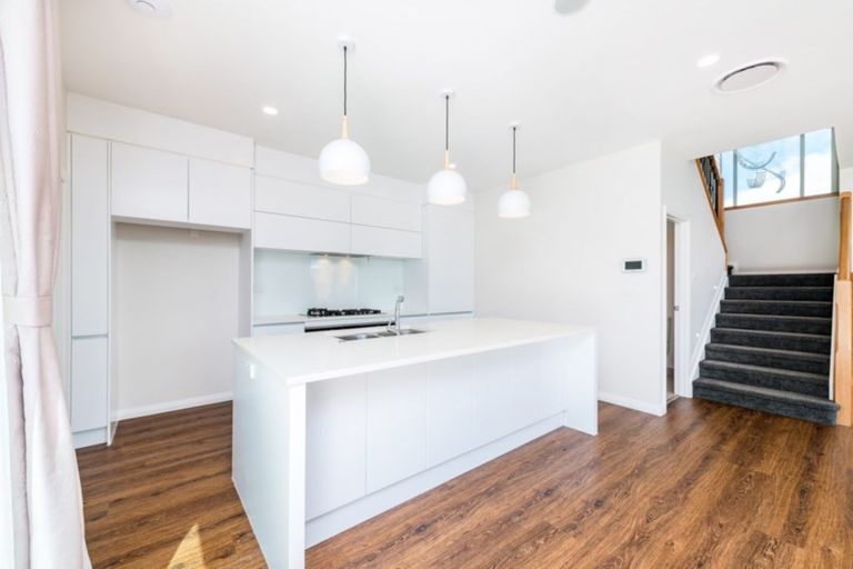 Photo of property in 22 Mackay Drive, Greenhithe, Auckland, 0632