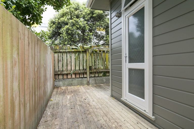 Photo of property in 19a Regent Street, Newtown, Wellington, 6021