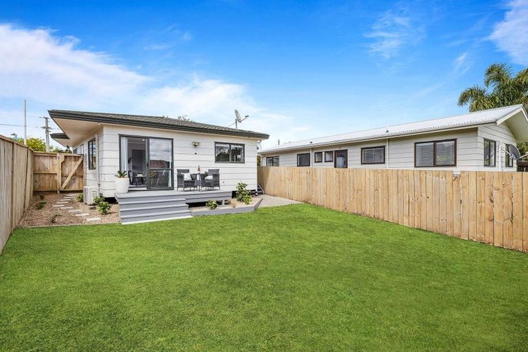 Photo of property in 94a Beach Haven Road, Beach Haven, Auckland, 0626
