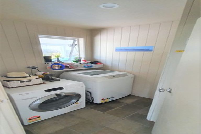 Photo of property in 10 Falls View Road, Haruru, 0204