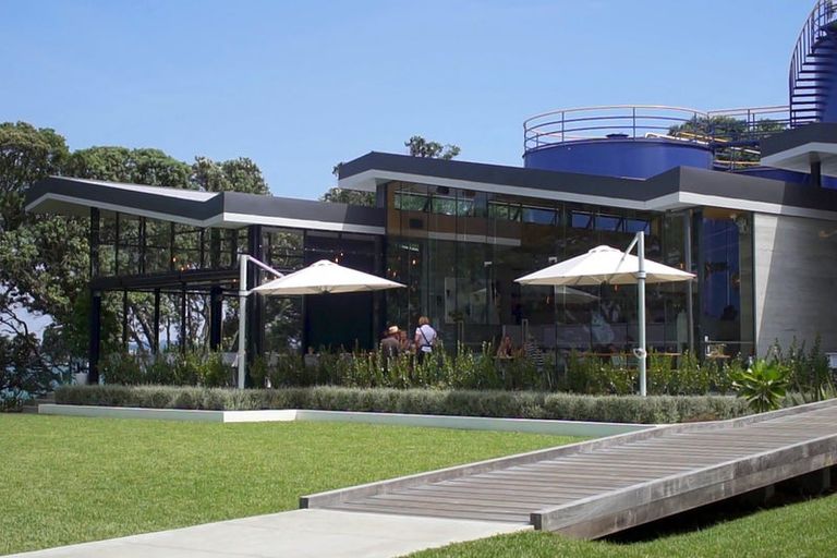 Photo of property in 1/141 Mokoia Road, Birkenhead, Auckland, 0626