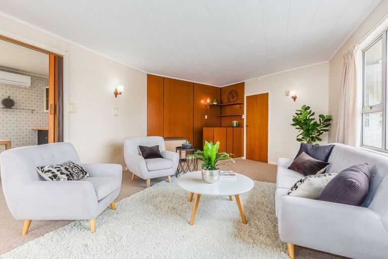 Photo of property in 154 Conclusion Street, Ascot Park, Porirua, 5024