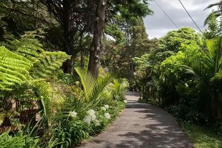 Photo of property in 287 Glenvar Road, Long Bay, Auckland, 0630