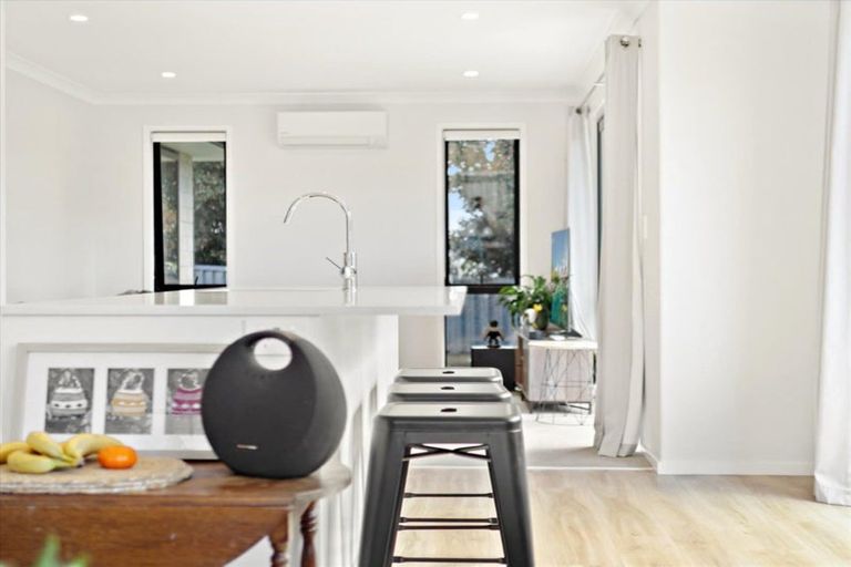 Photo of property in 2a No 2 Road, Te Puke, 3119