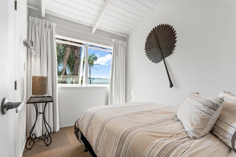 Photo of property in 465 Leigh Road, Whangateau, 0985