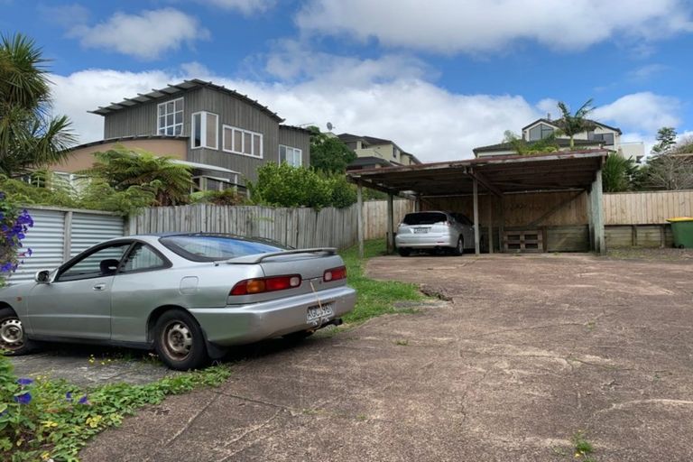 Photo of property in 1/33 Kiteroa Terrace, Rothesay Bay, Auckland, 0630