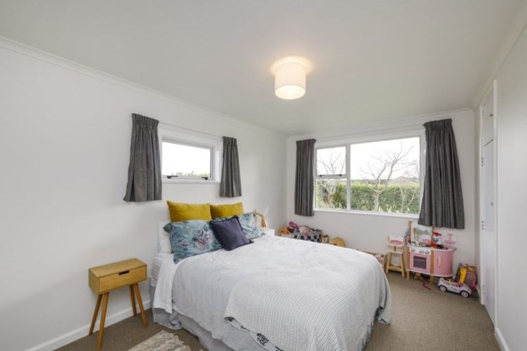 Photo of property in 284 Tangimoana Road, Ohakea, Palmerston North, 4479