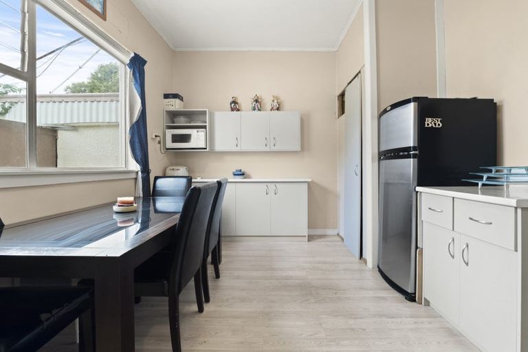 Photo of property in 28 Bathgate Street, South Dunedin, Dunedin, 9012