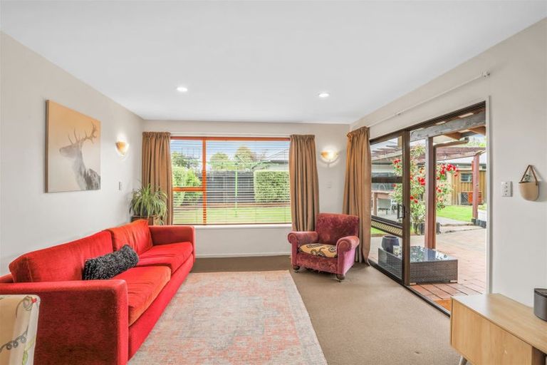 Photo of property in 236 Keyes Road, New Brighton, Christchurch, 8083