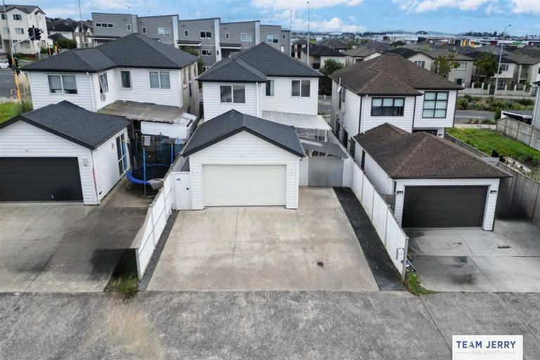 Photo of property in 233 Murphys Road, Flat Bush, Auckland, 2019