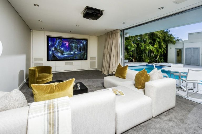 Photo of property in 15 Lake View Road, Takapuna, Auckland, 0622