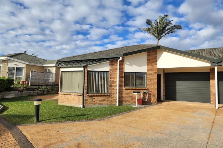 Photo of property in 9/169 Sturges Road, Henderson, Auckland, 0612