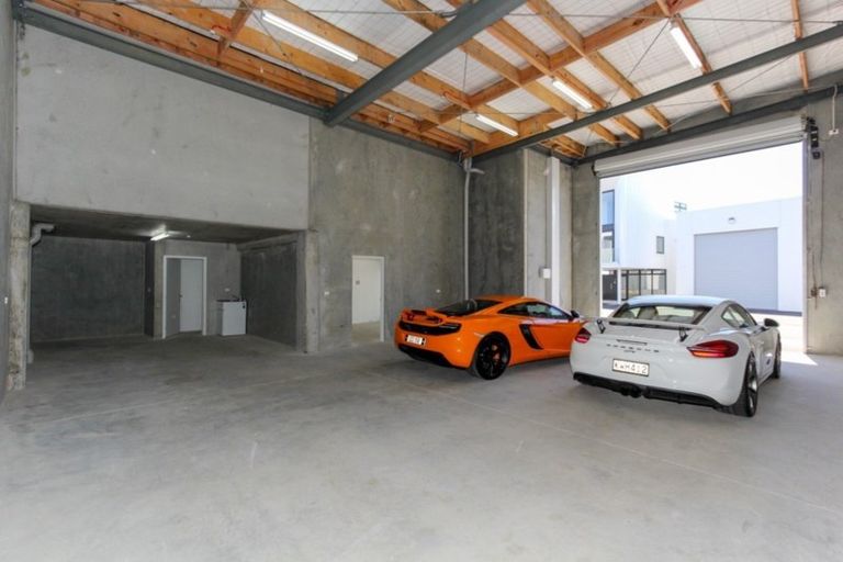 Photo of property in 1/86 Hurlstone Drive, Waiwhakaiho, New Plymouth, 4312