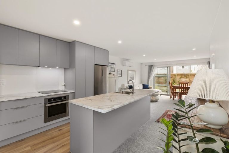 Photo of property in 1117b High Street, Taita, Lower Hutt, 5011