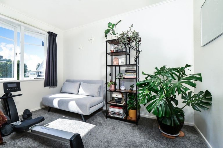 Photo of property in 12 Bruce Avenue, Glenview, Hamilton, 3206