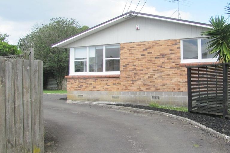 Photo of property in 1/58 Taylors Road, Mount Albert, Auckland, 1025