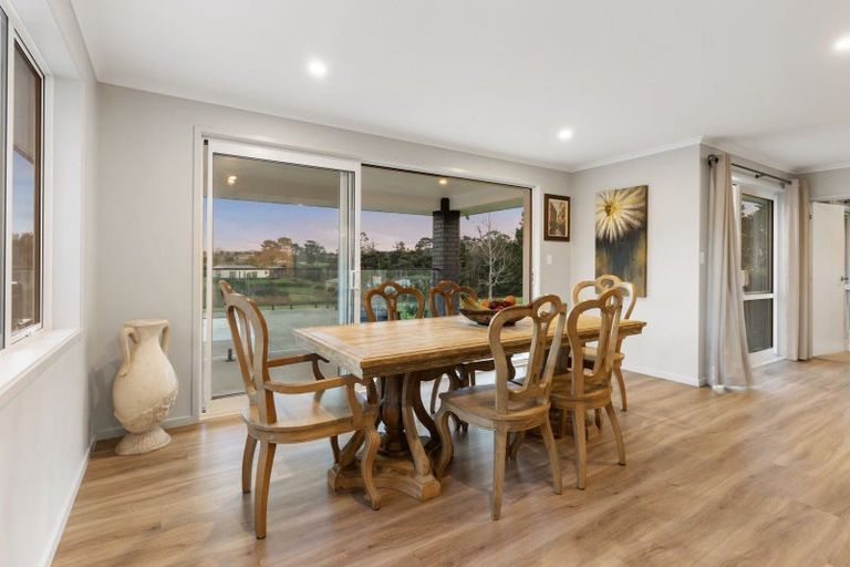 Photo of property in 43e Terry Smyth Drive, Kumeu, 0892