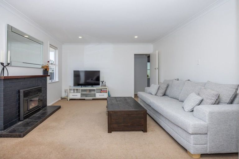 Photo of property in 14 Riverlea Road, Riverlea, Hamilton, 3216