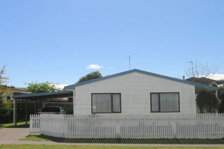 Photo of property in 182 Acacia Bay Road, Nukuhau, Taupo, 3330