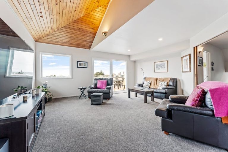 Photo of property in 432 Whangaparaoa Road, Stanmore Bay, Whangaparaoa, 0932