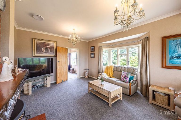 Photo of property in 153 Cornfoot Street, Castlecliff, Whanganui, 4501