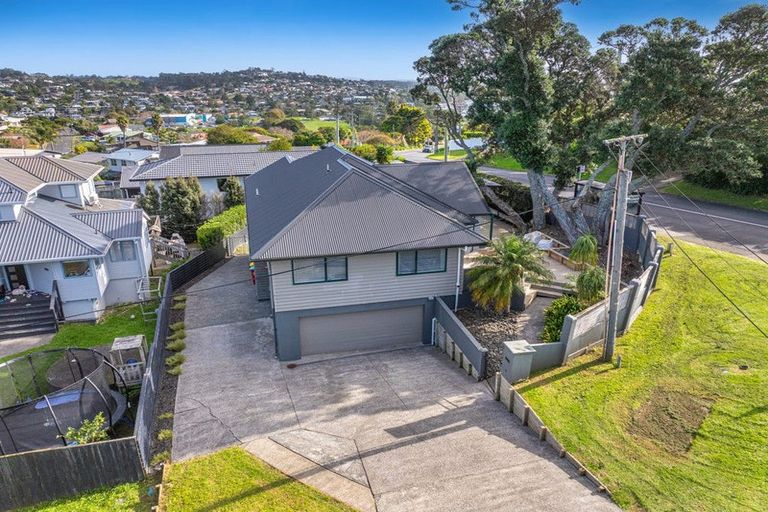Photo of property in 108 Stanmore Bay Road, Stanmore Bay, Whangaparaoa, 0932