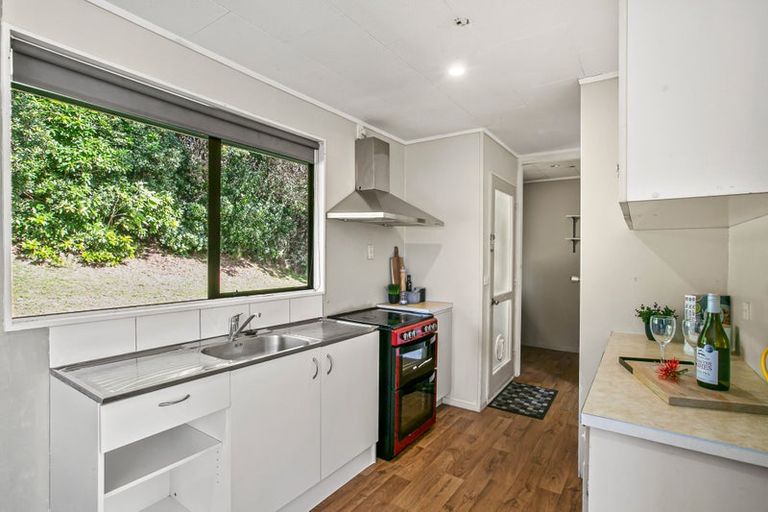 Photo of property in 41 Herekawe Drive, Spotswood, New Plymouth, 4310