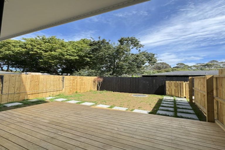 Photo of property in 1/3 Harwell Place, Mangere, Auckland, 2022